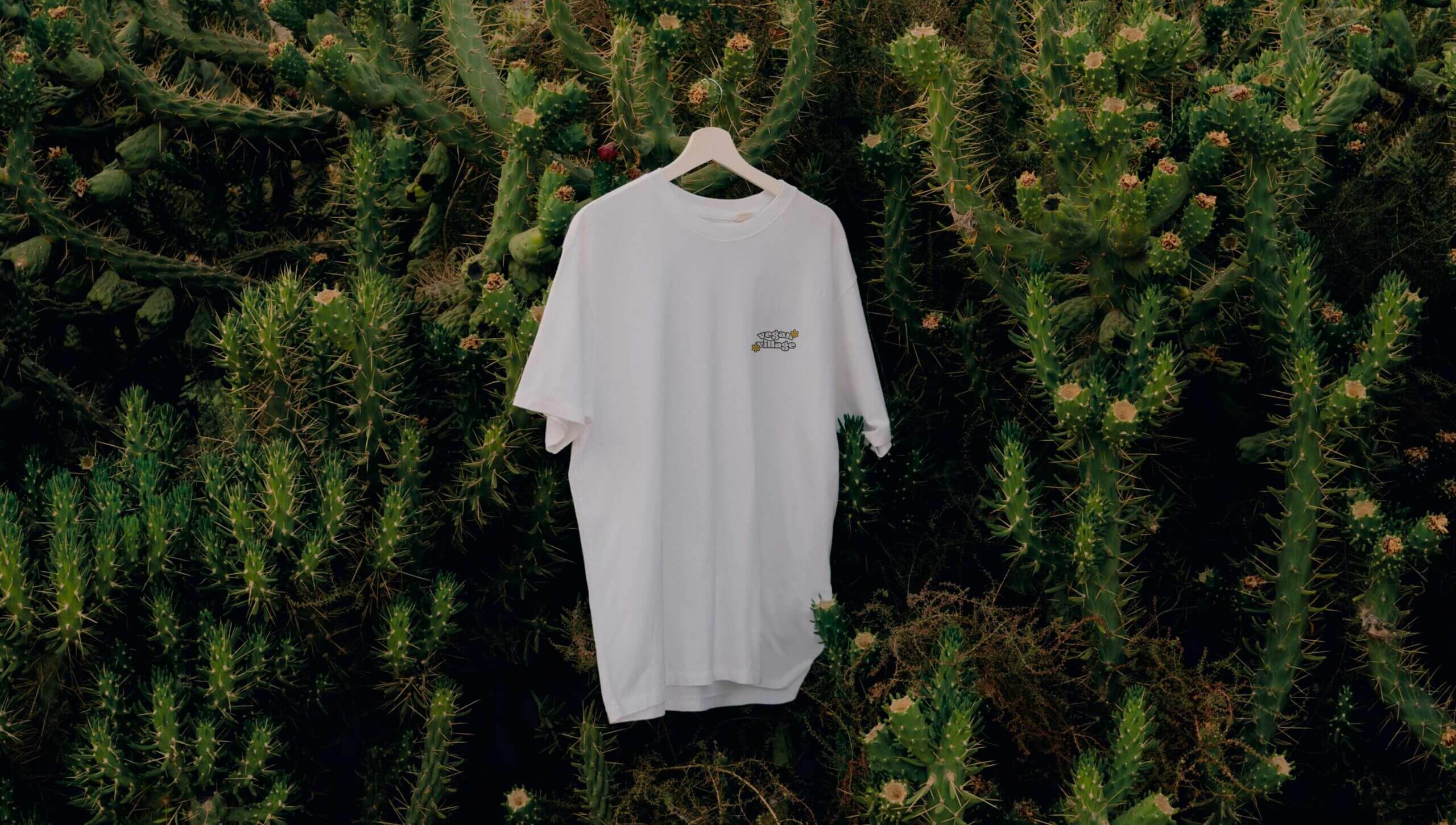 Vegan Curacao_Vegan Village_Shirt_Compressed